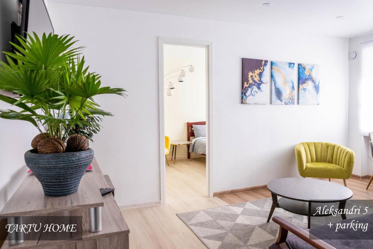 City Center Turu Str Apartments, Parking, Tartu Home Екстериор снимка