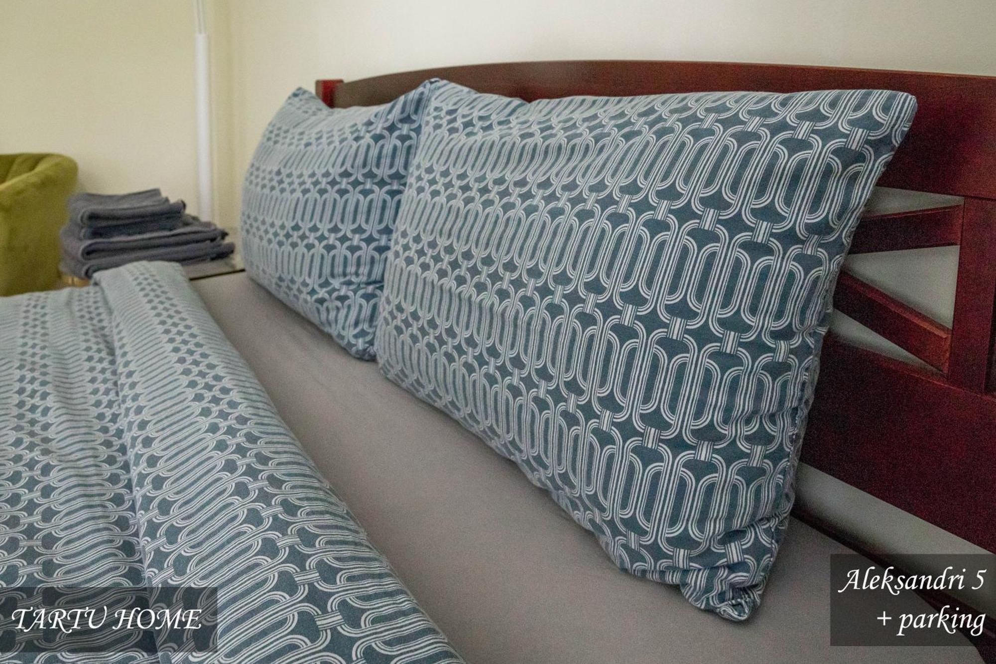 City Center Turu Str Apartments, Parking, Tartu Home Екстериор снимка