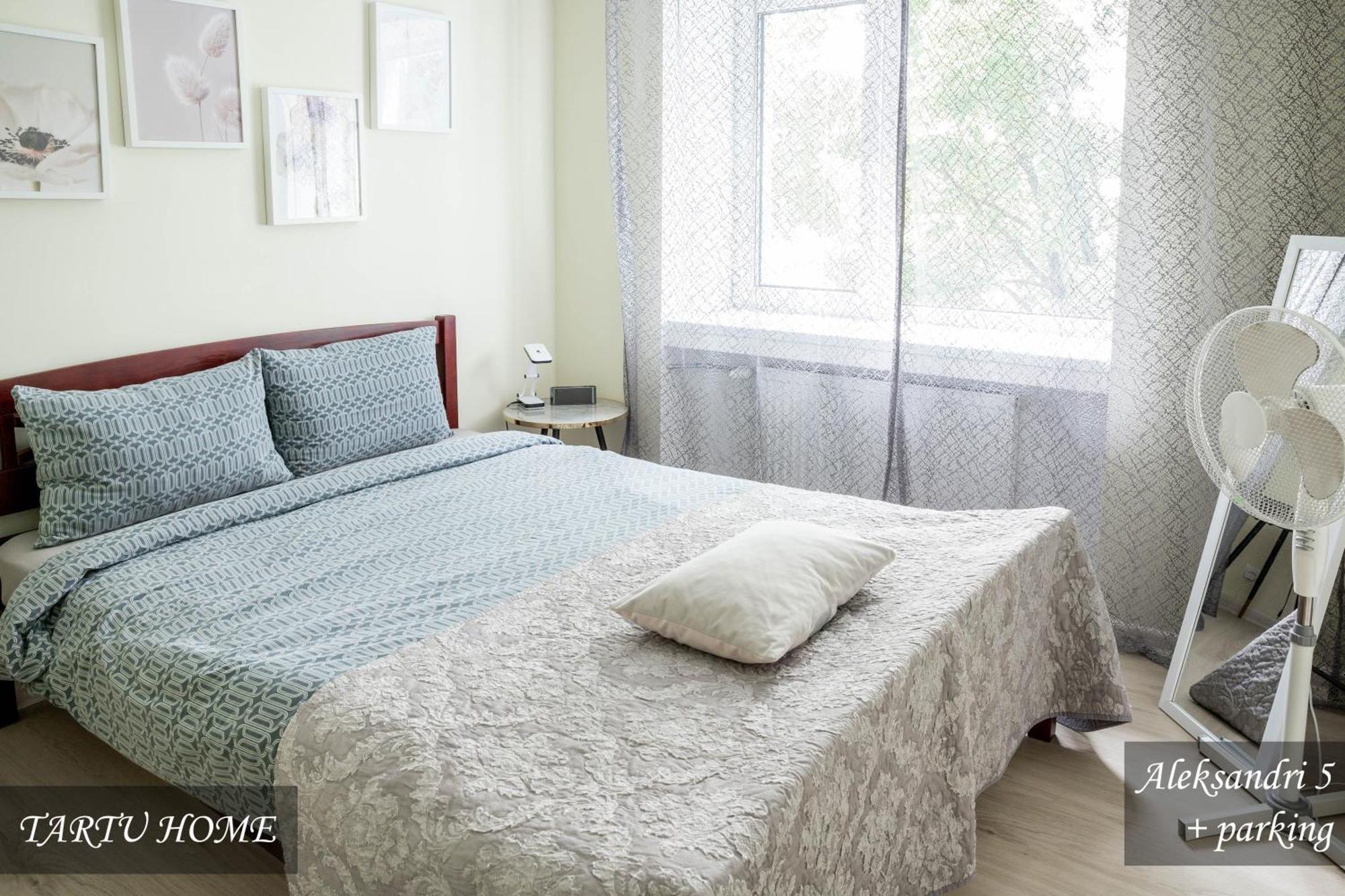 City Center Turu Str Apartments, Parking, Tartu Home Екстериор снимка